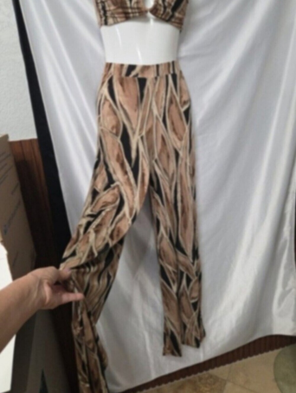 Women's Two-Piece Jumpsuit Set XS Beige Black Abstract Print - Picture 3 of 6